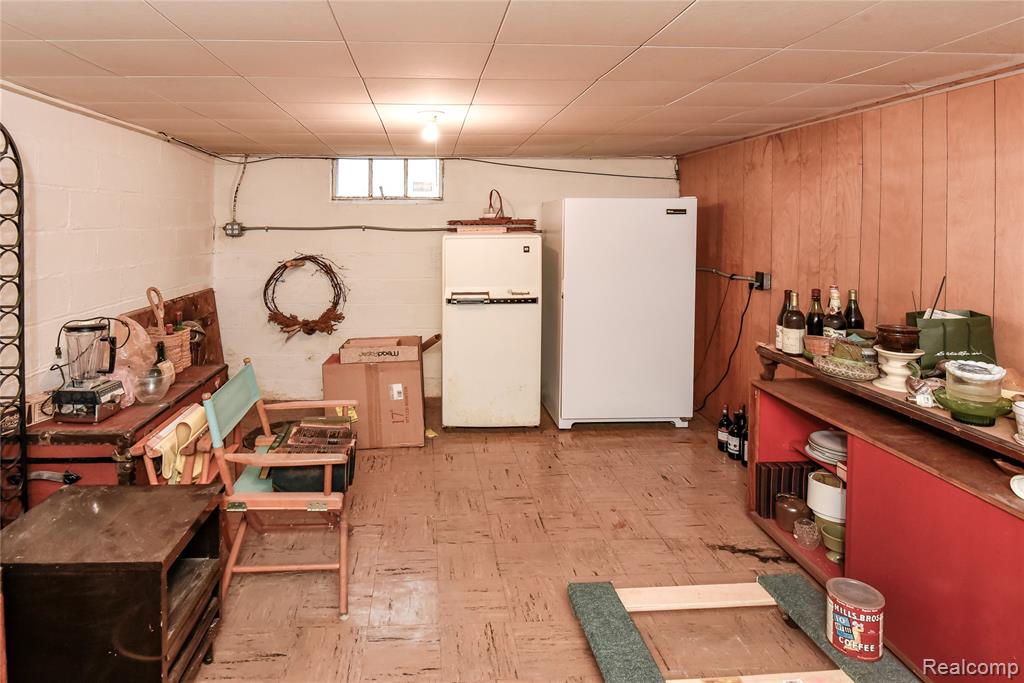1493 Merry Road Waterford, MI 48328 - Photo 67 of 82 Gallery Image 67