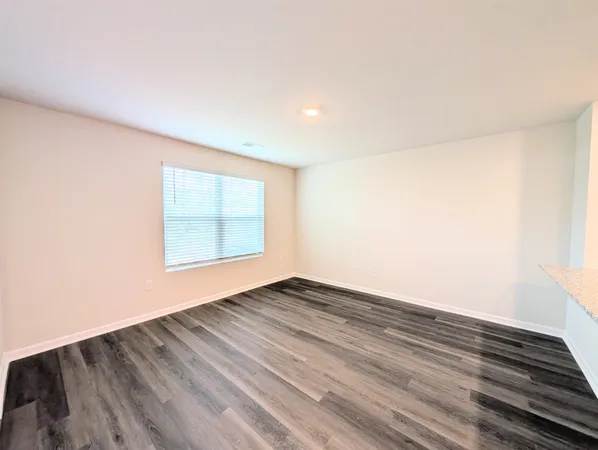 $2,100 | 632 Golden Resin Road, Conway, SC 29526