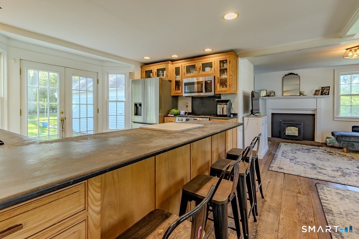 700 Watertown Road Middlebury, CT 06762 - Photo 12 of 40