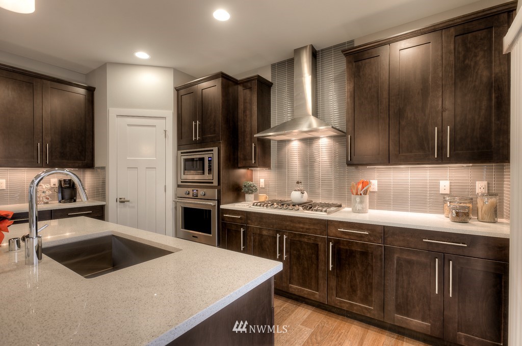 109 194th Place Southwest, Unit 12 Bothell, WA 98012 - Photo 5 of 25