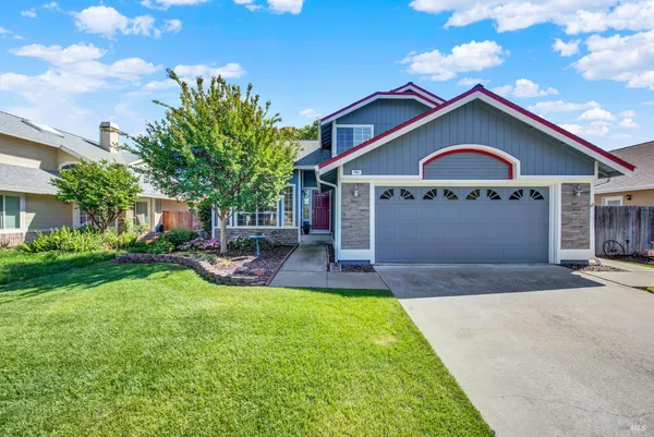 $659,900 | 742 Violet Lane, Vacaville, CA 95687