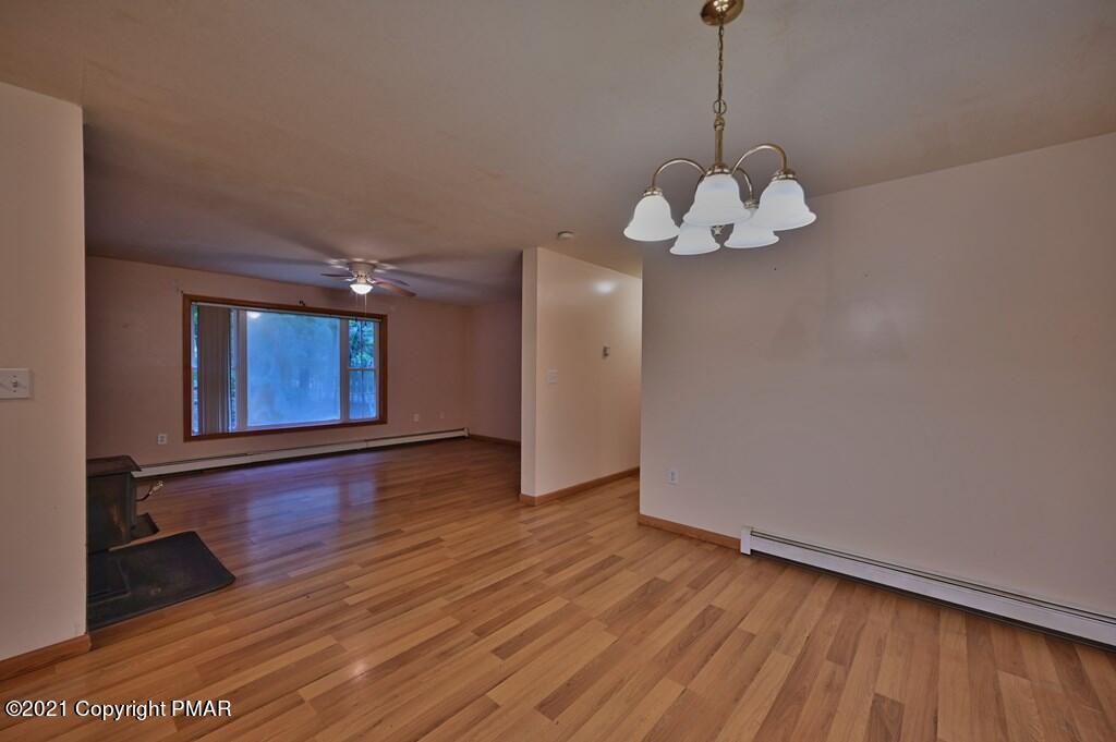 165 Chipmunk Road Bushkill, PA 18324 - Photo 15 of 57 Dining to Living