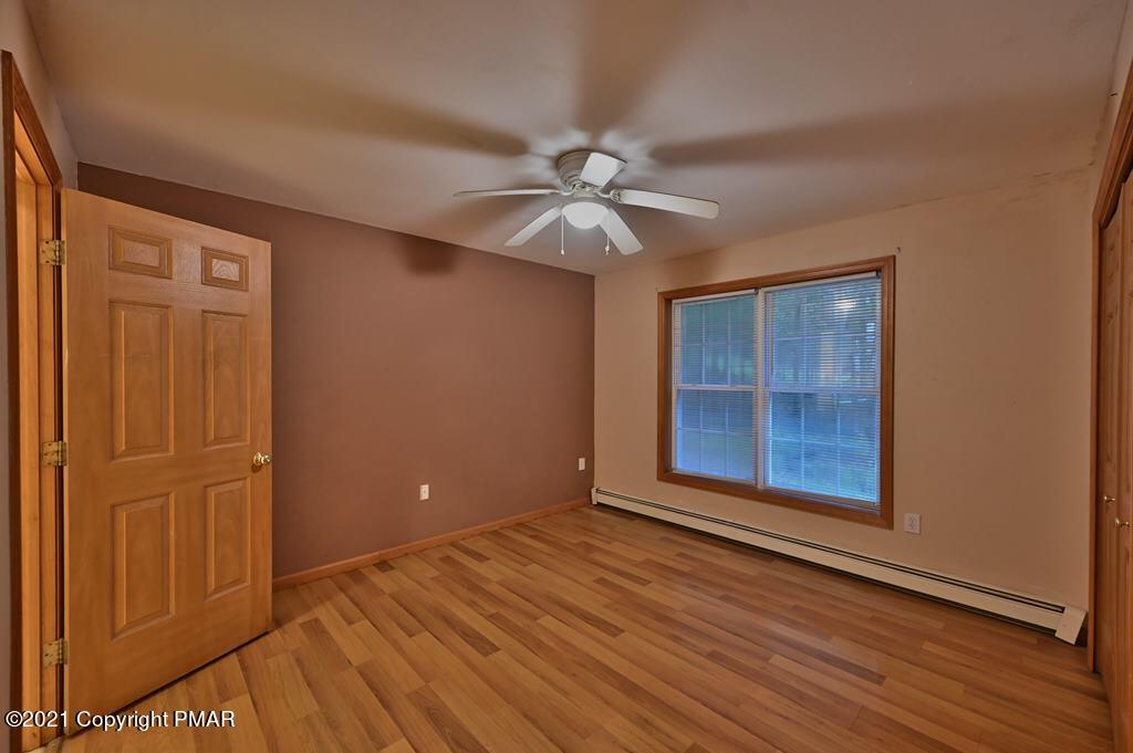 165 Chipmunk Road Bushkill, PA 18324 - Photo 23 of 57 Primary Suite