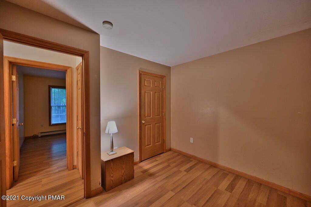 165 Chipmunk Road Bushkill, PA 18324 - Photo 34 of 57 Bed 3