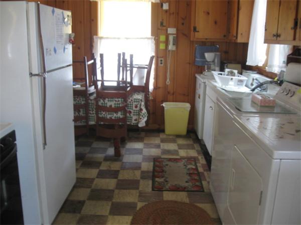 56 Pleasant Street Wareham, MA 02571 - Photo 9 of 11 Gallery Image 9