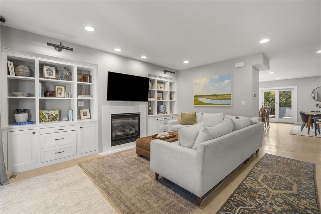 19-21 Short Street, Unit 1 Boston, MA 02129 - Photo 11 of 36