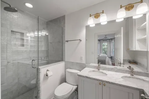 $1,489,000 | 19-21 Short Street, Unit 1, Boston, MA 02129
