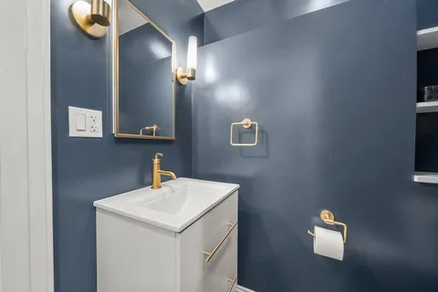 $1,489,000 | 19-21 Short Street, Unit 1, Boston, MA 02129