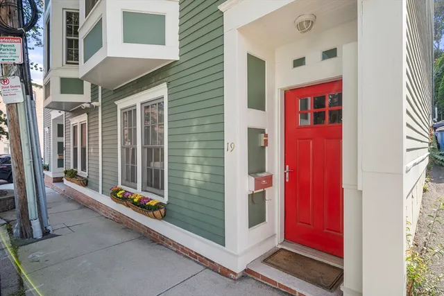 $1,500,000 | 19-21 Short Street, Unit 1, Boston, MA 02129