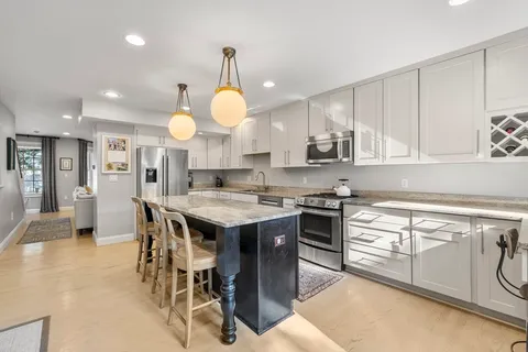 $1,489,000 | 19-21 Short Street, Unit 1, Boston, MA 02129