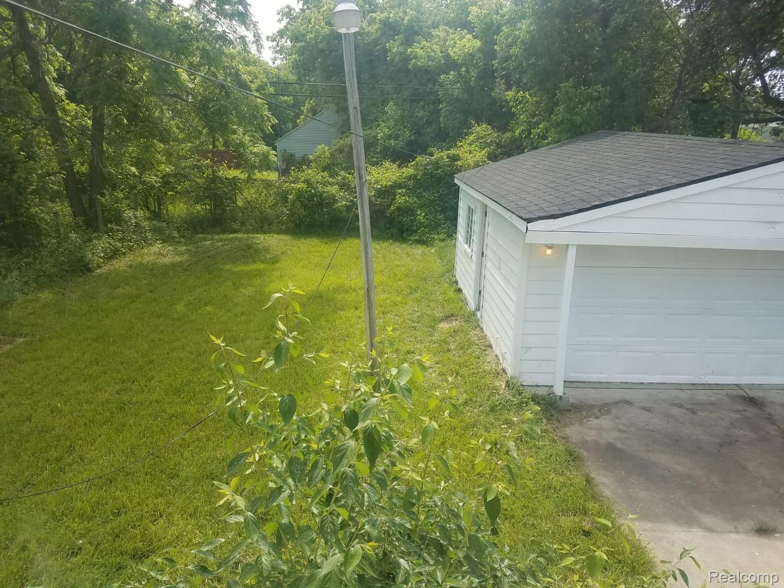 4074 Spring Hill Avenue Inkster, MI 48141 - Photo 15 of 16 PHOTO-2019-06-14-16-43-41.jpg