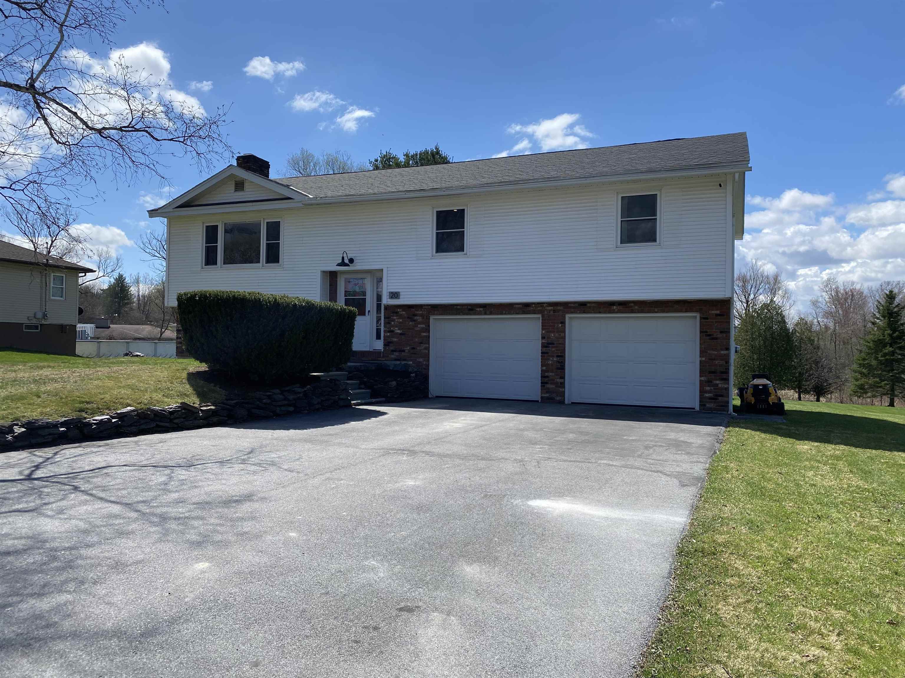 20 Brightview Avenue Rutland, VT 05701 - Photo 2 of 28