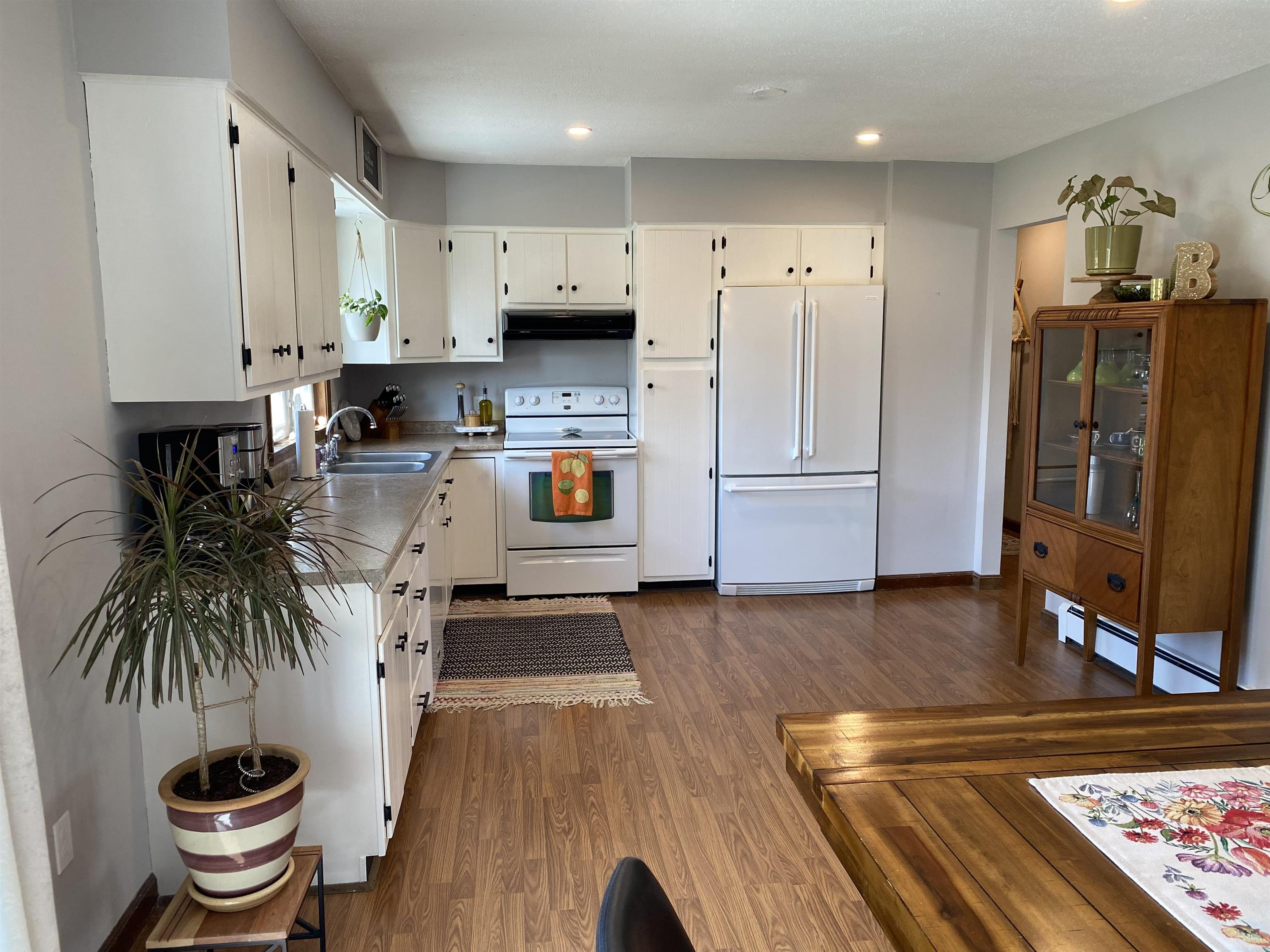 20 Brightview Avenue Rutland, VT 05701 - Photo 9 of 28