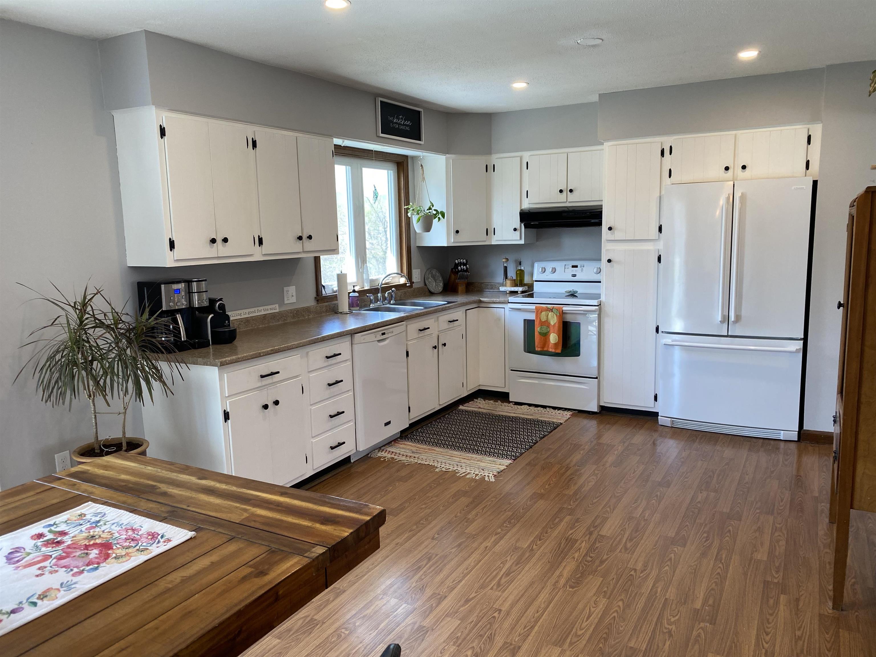 20 Brightview Avenue Rutland, VT 05701 - Photo 10 of 28