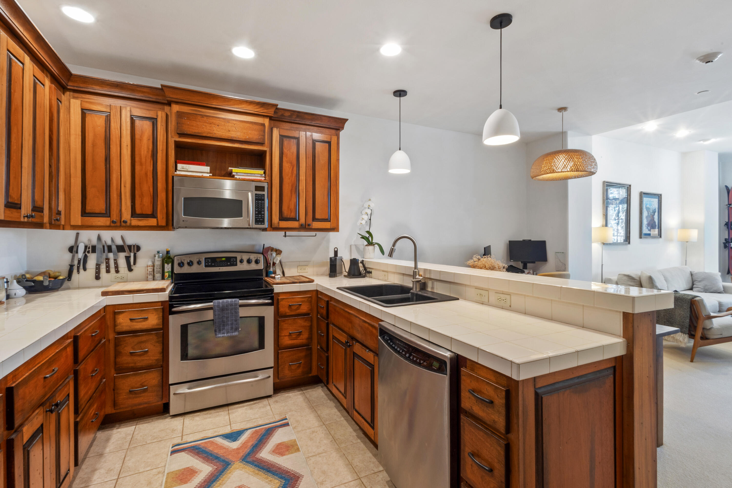 145 Sunny Ridge Place, Unit E 2 Mountain Village, CO 81435 - Photo 7 of 18 Kitchen