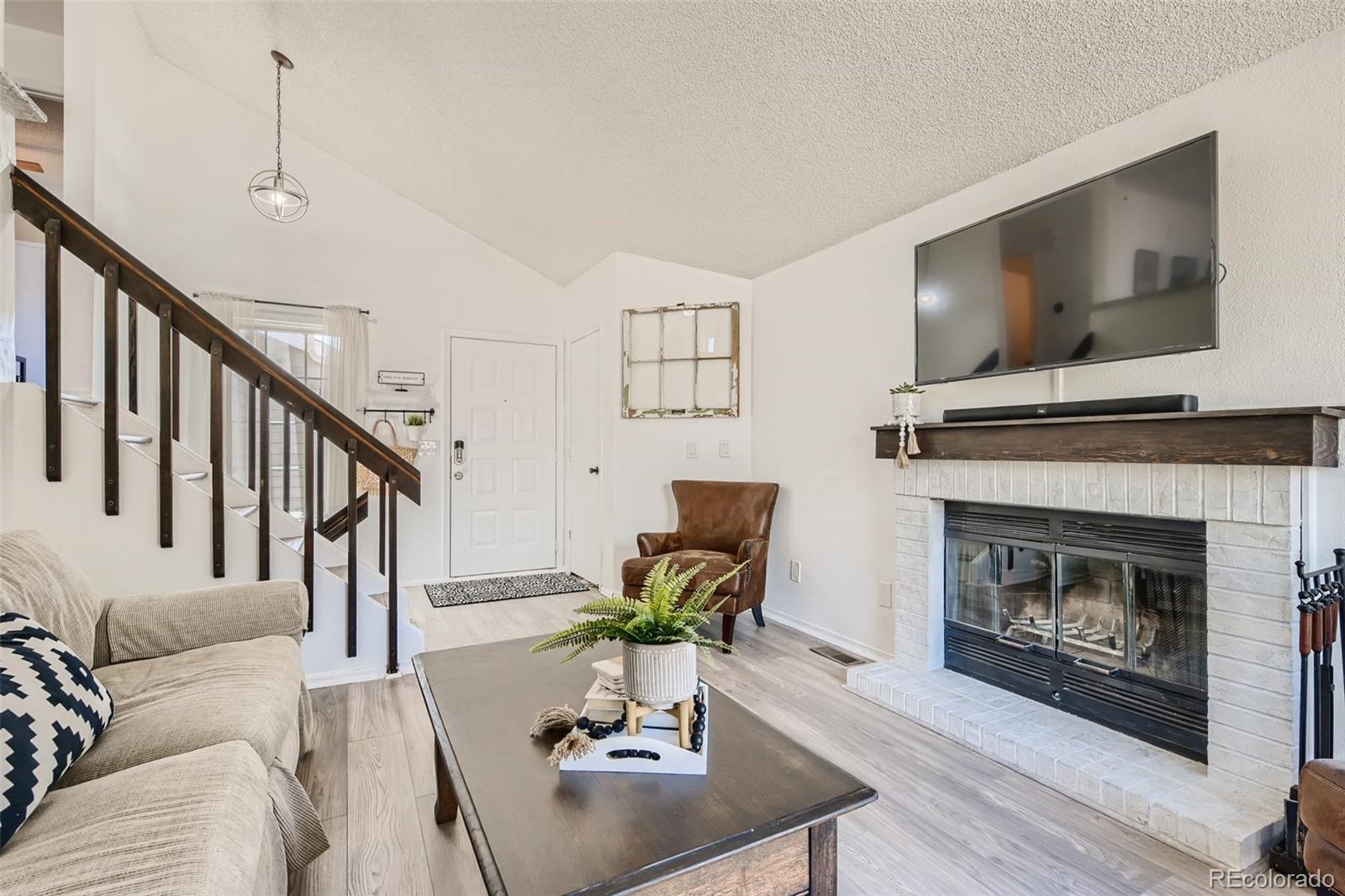 651 Longfellow Lane Highlands Ranch, CO 80126 - Photo 2 of 11 Gallery Image 2