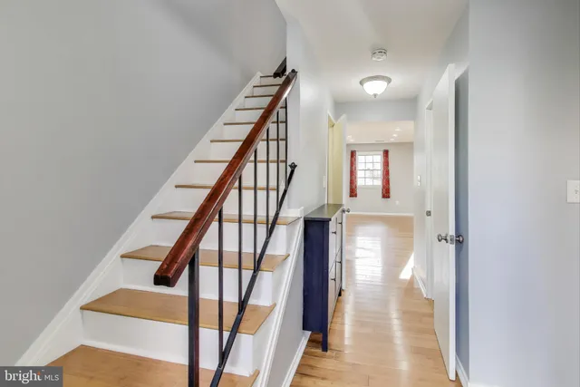 $2,950 | 5769 Yellowrose Court, Columbia, MD 21045