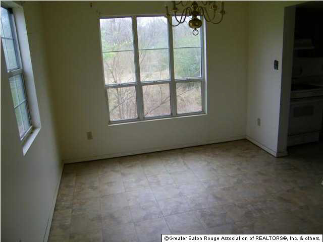 16466 Tiger Bend Road Baton Rouge, LA 70817 - Photo 2 of 5 Gallery Image 2