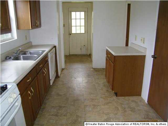 16466 Tiger Bend Road Baton Rouge, LA 70817 - Photo 5 of 5 Gallery Image 5