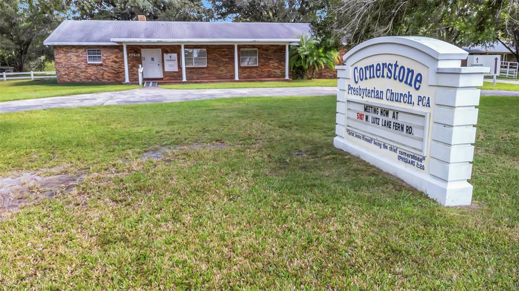 17515 Lakeshore Road Lutz, FL 33558 - Photo 6 of 61