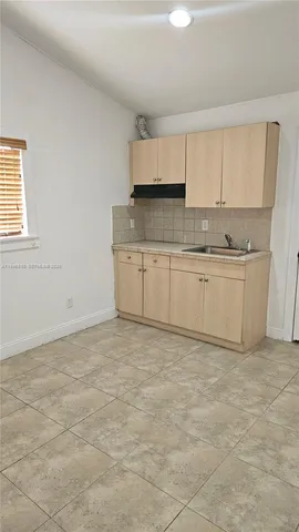 $4,800 | 10351 Southwest 49th Street, Unit MAIN, Miami, FL 33165