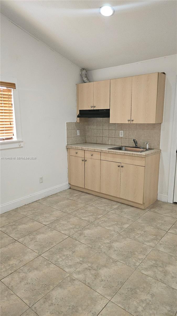 10351 Southwest 49th Street, Unit MAIN Miami, FL 33165 - Photo 18 of 21