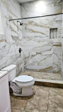 $4,800 | 10351 Southwest 49th Street, Unit MAIN, Miami, FL 33165