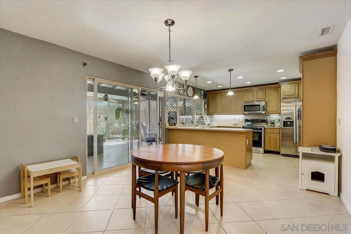 1579 Fulton Road San Marcos, CA 92069 - Photo 7 of 51 Gallery Image 7