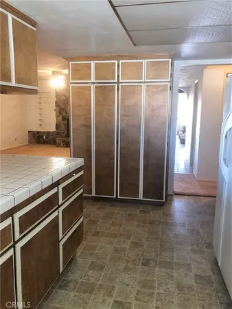 $1,950 | 14524 Lighthouse Lane, Helendale, CA 92342