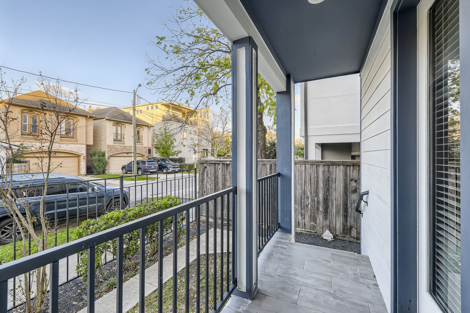 2208 Arabelle Street Houston, TX 77007 - Photo 22 of 26 a view of a porch