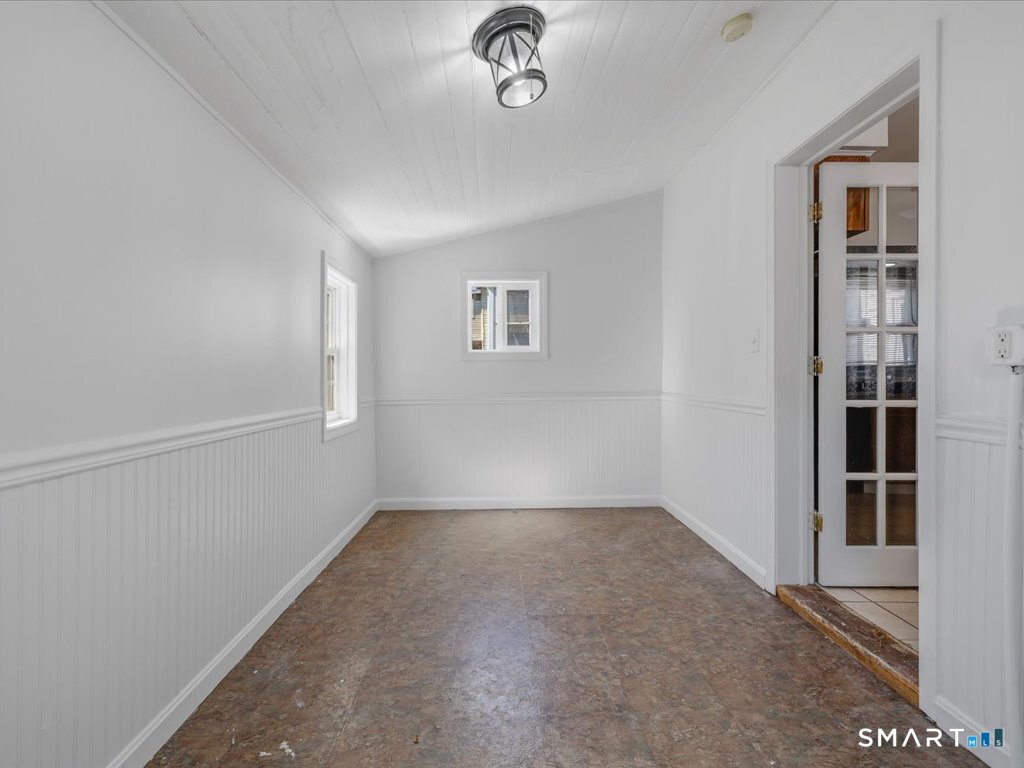 53 Maple Street Meriden, CT 06451 - Photo 16 of 35