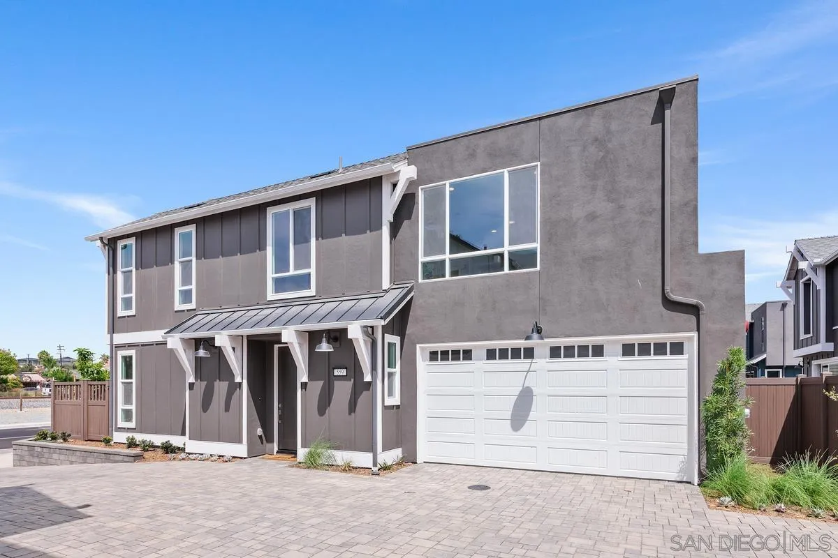 559 North Vulcan Avenue Encinitas, CA 92024 - Photo 3 of 50 a view of a house with a garage