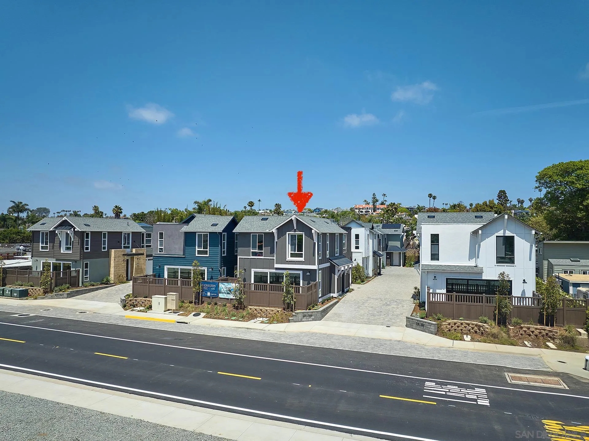 559 North Vulcan Avenue Encinitas, CA 92024 - Photo 40 of 50 a view of houses with a city street