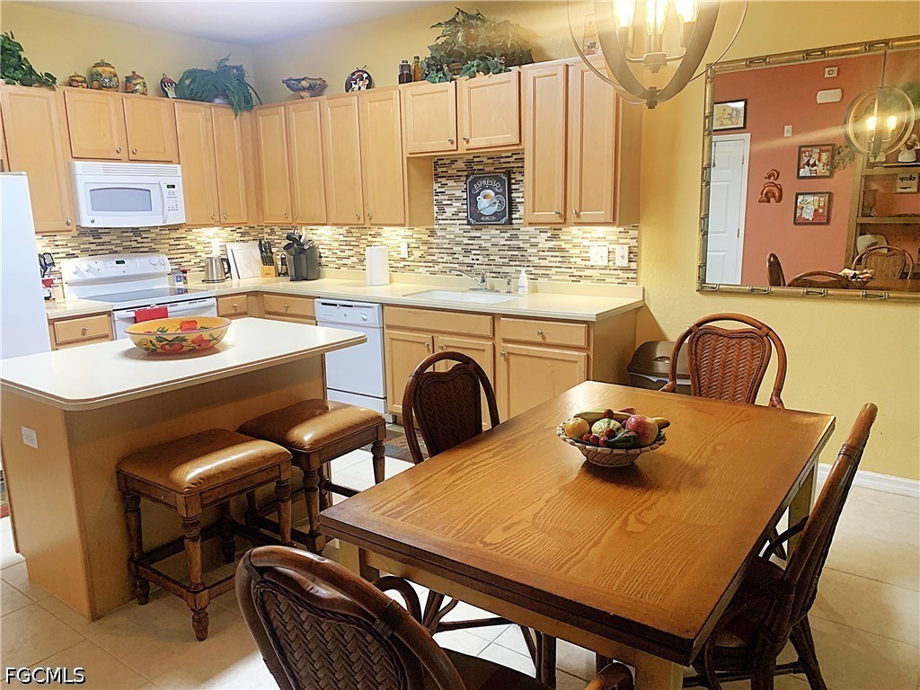 14961 Reflection Key Circle, Unit 412 Fort Myers, FL 33907 - Photo 3 of 26