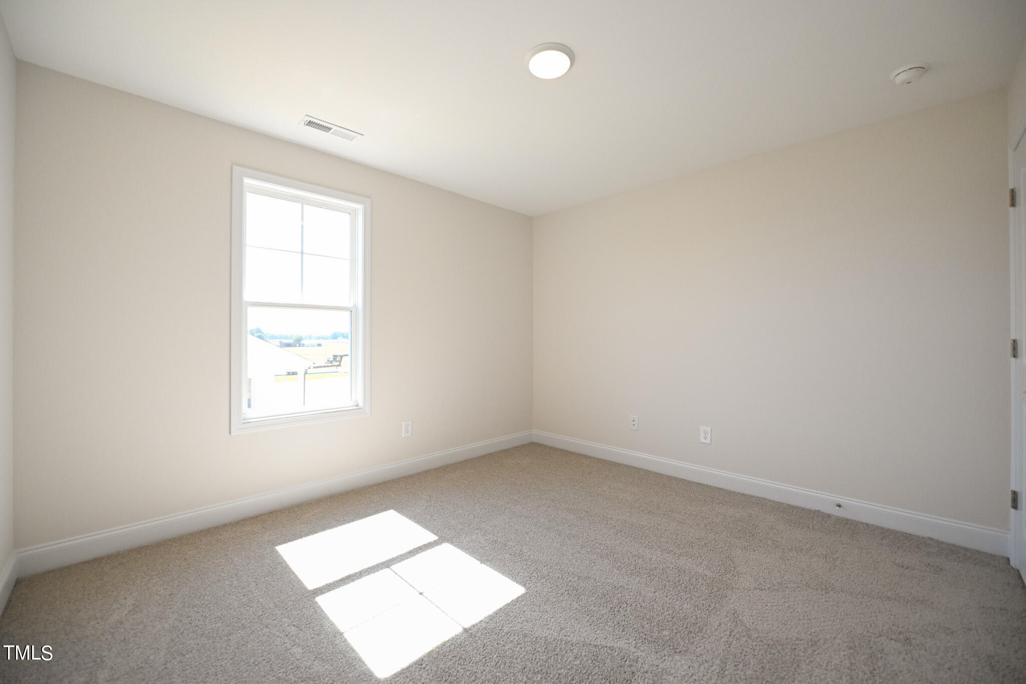 211 Johnson Rdg Way Four Oaks, NC 27524 - Photo 24 of 31 024