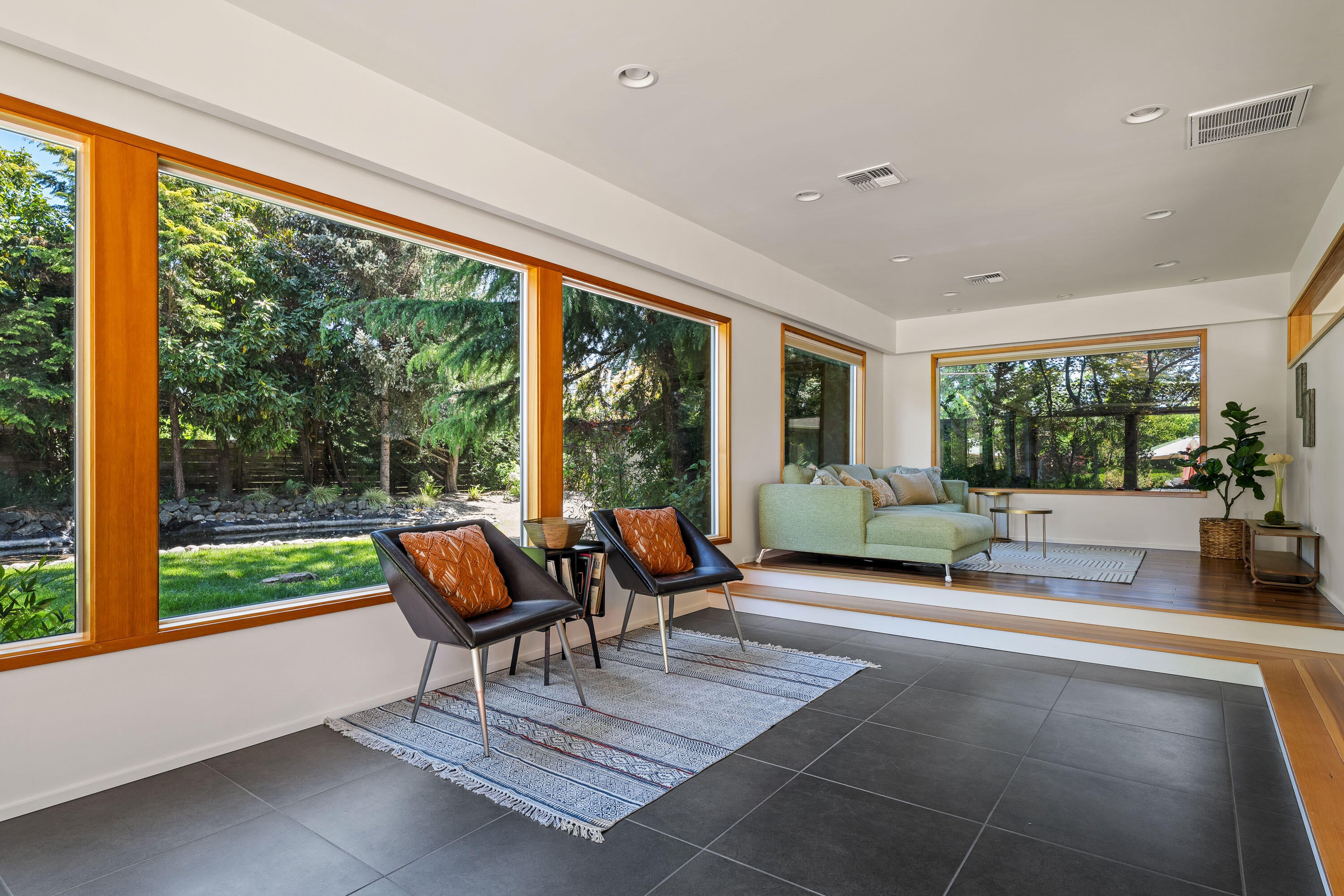 3130 Lower River Road Grants Pass, OR 97526 - Photo 23 of 64 Sunroom