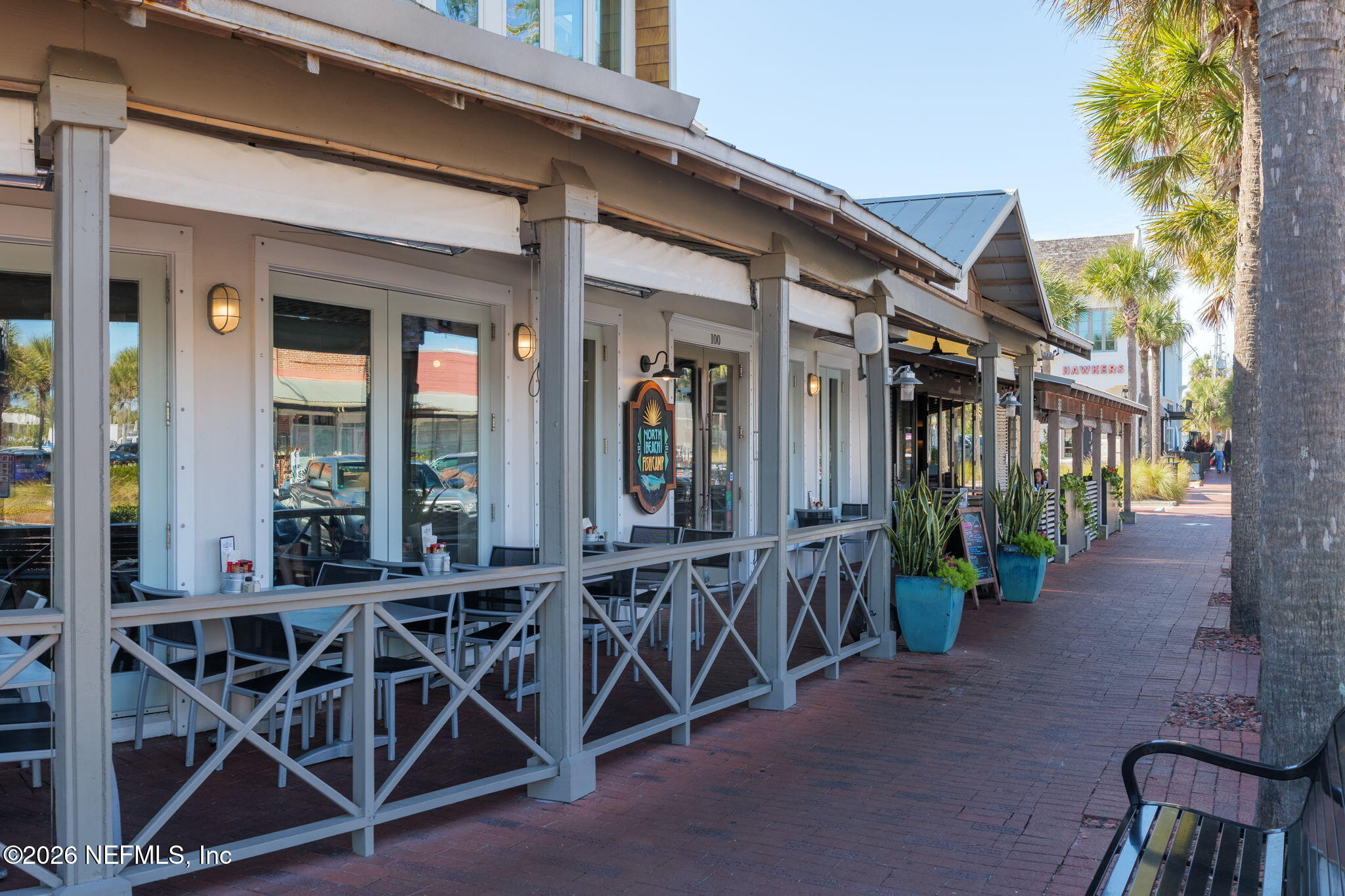211 Beach Avenue Atlantic Beach, FL 32233 - Photo 38 of 44 a view of an chairs