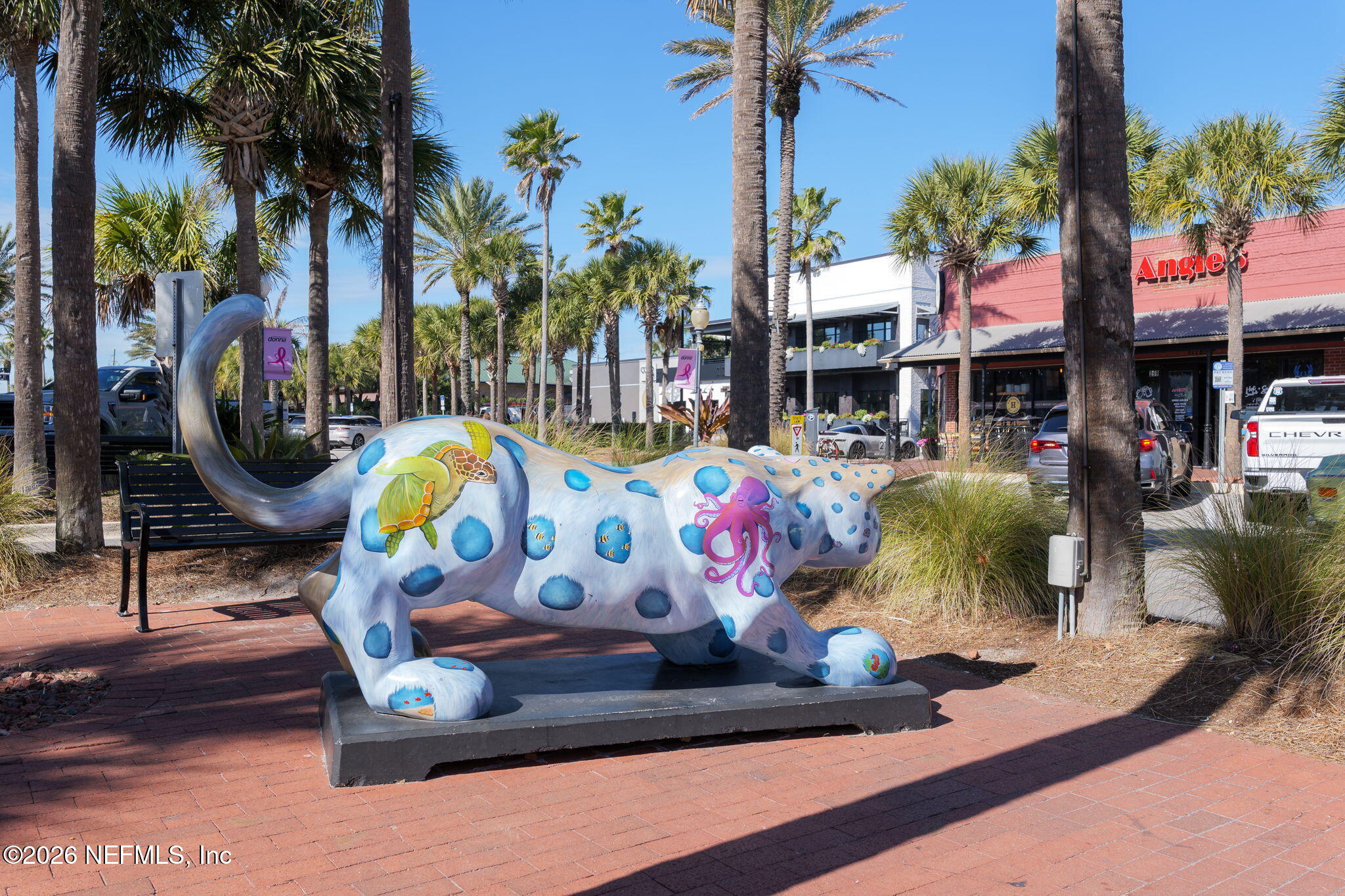 211 Beach Avenue Atlantic Beach, FL 32233 - Photo 39 of 44 a view of a outdoor sitting area with furniture