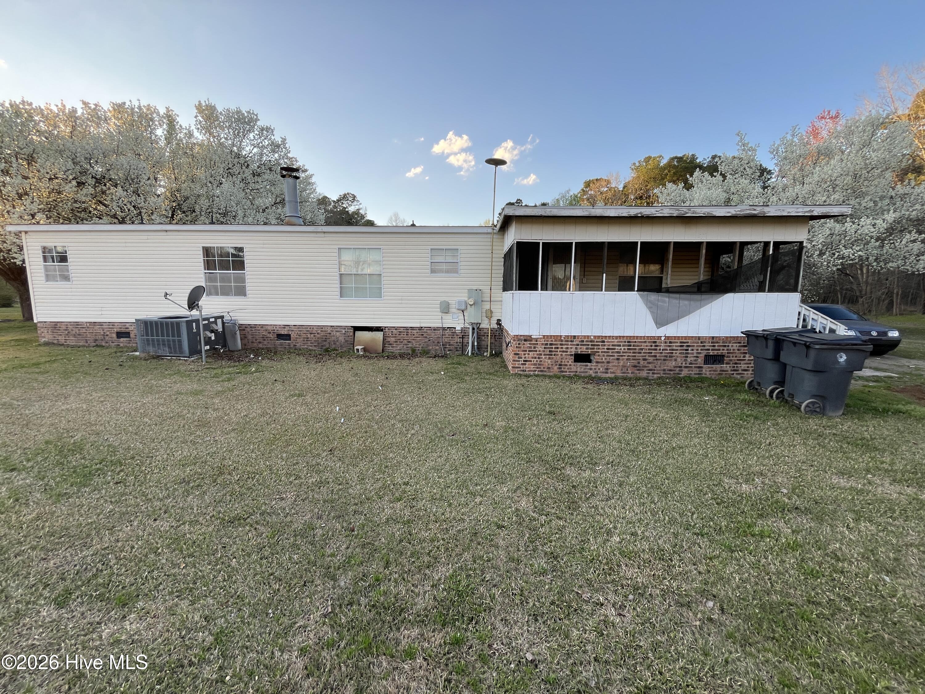 2185 Peacock Road Whiteville, NC 28472 - Photo 11 of 52 IMG_9790