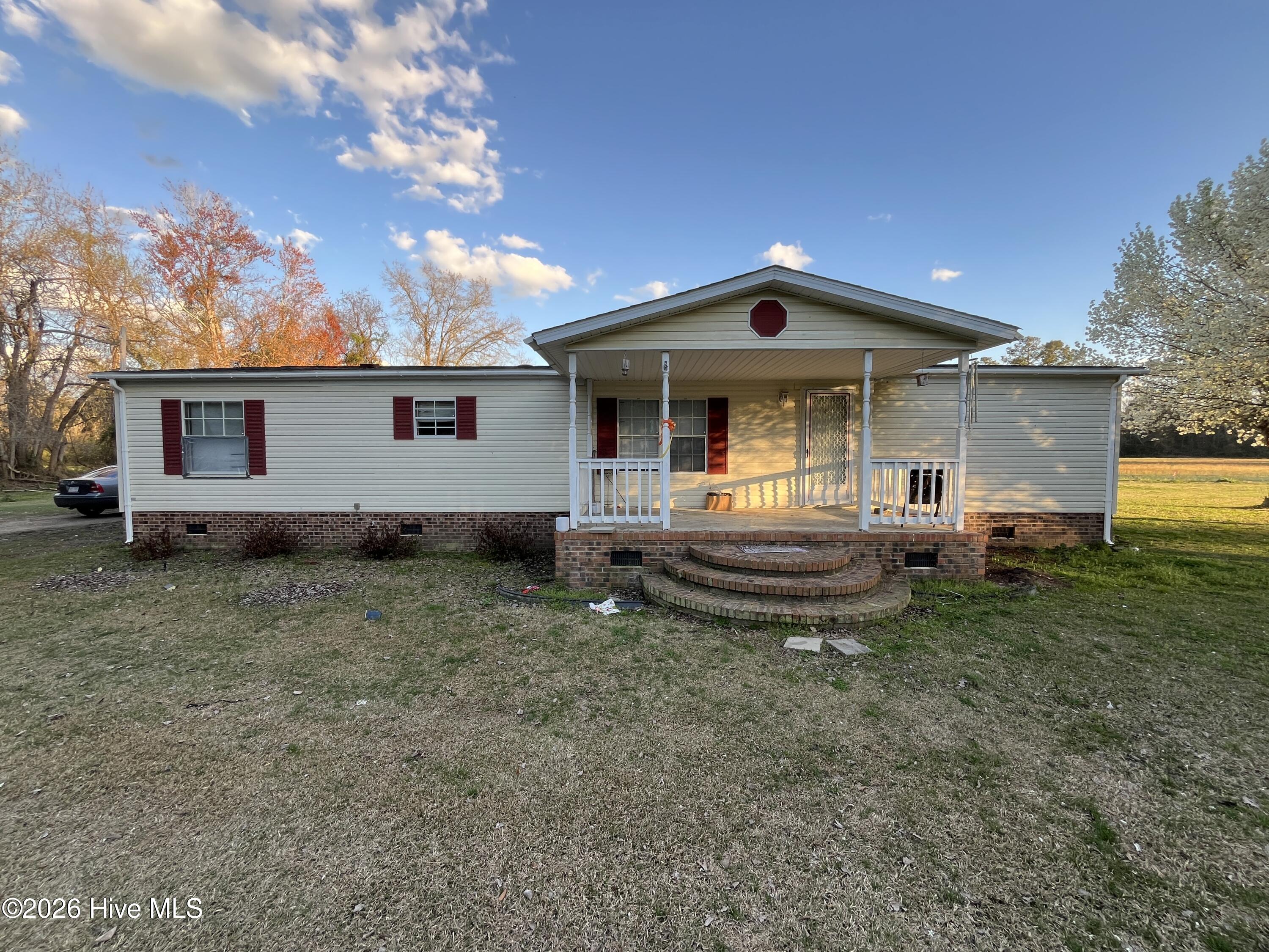2185 Peacock Road Whiteville, NC 28472 - Photo 2 of 52 IMG_9748