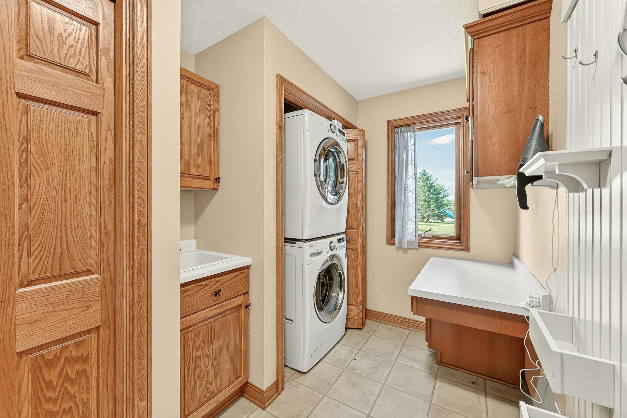 1110 Southern Hills Lane Southwest Rochester, MN 55902 - Photo 22 of 53