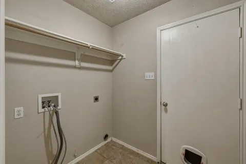 $349,900 | 1714 Crestmeadow Lane, Mansfield, TX 76063