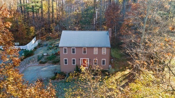 42 Fairview Park Road Sturbridge, MA 01566 - Photo 3 of 41 front view of a house with a yard
