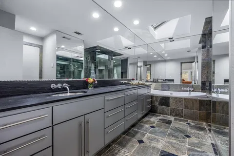 $775,000 | 7168 Manor Oaks Drive, Dallas, TX 75248