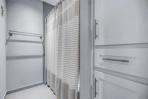 $775,000 | 7168 Manor Oaks Drive, Dallas, TX 75248