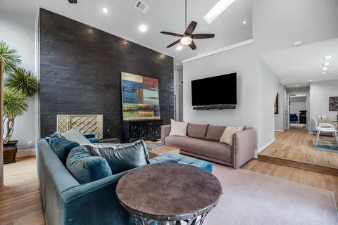 $775,000 | 7168 Manor Oaks Drive, Dallas, TX 75248