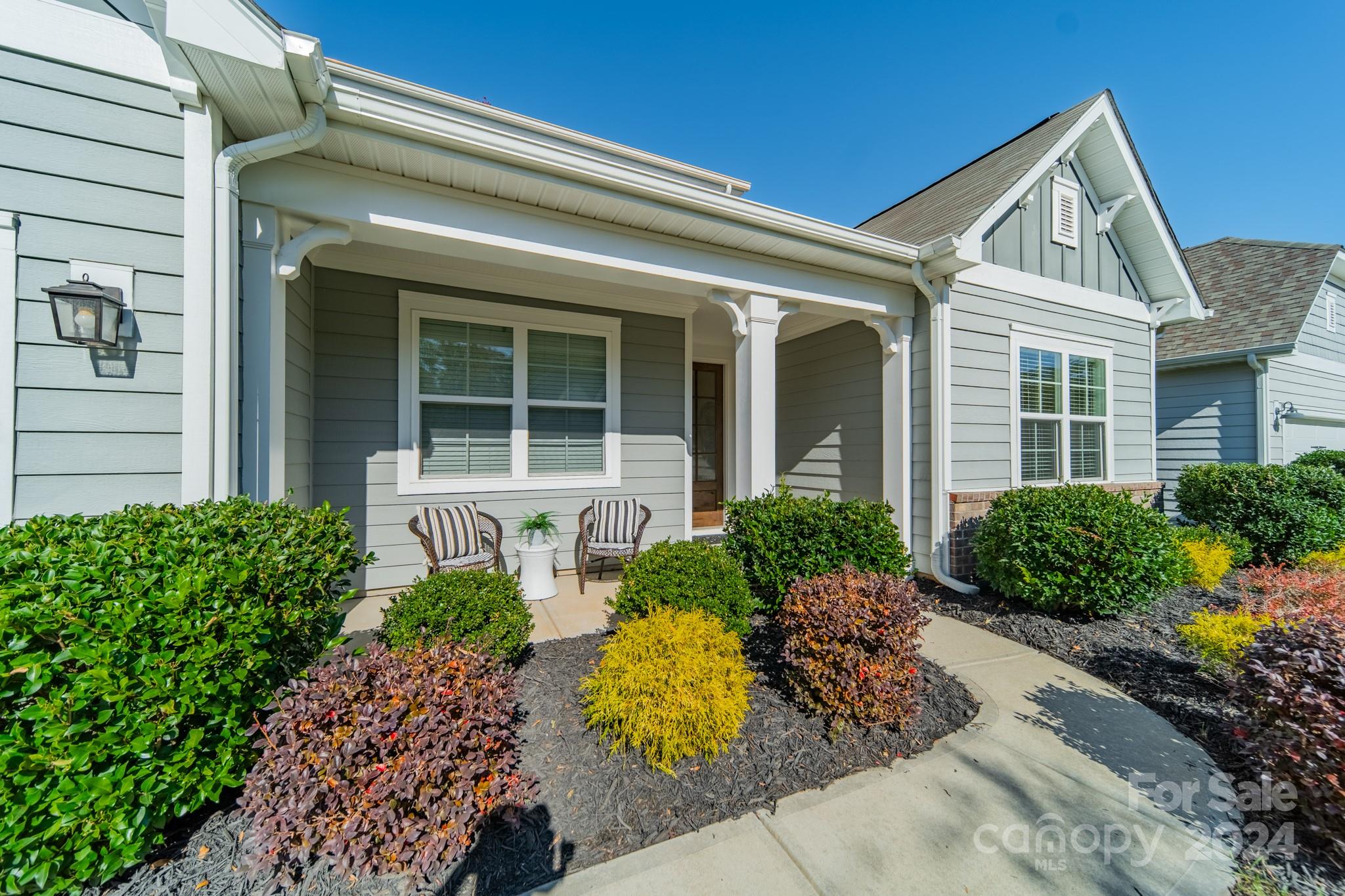 2826 Walker Road Matthews, NC 28105 - Photo 9 of 45 front view of a house