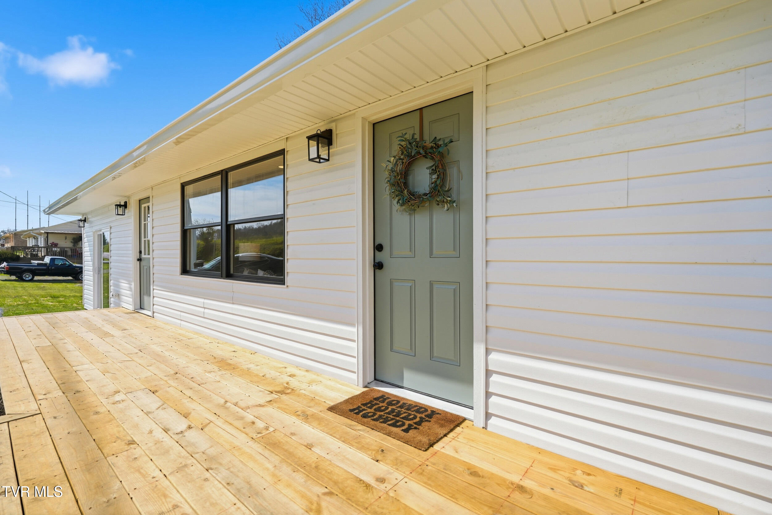 291 Old Bethel Road Bristol, TN 37620 - Photo 5 of 32 5_291 old bethel rd-16