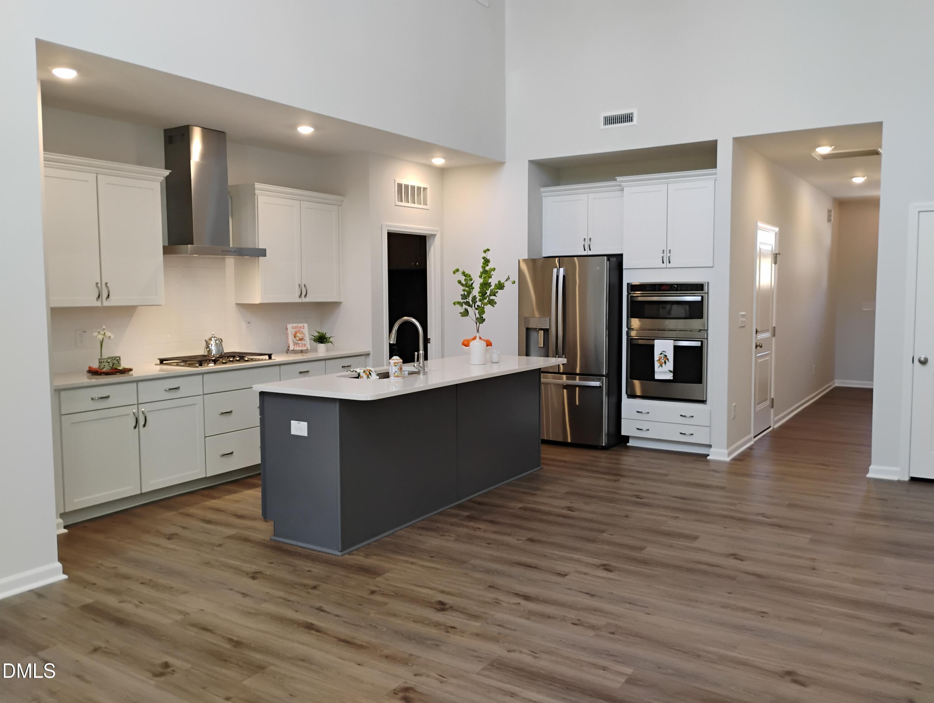 1124 Bell Heather Road Durham, NC 27703 - Photo 6 of 57