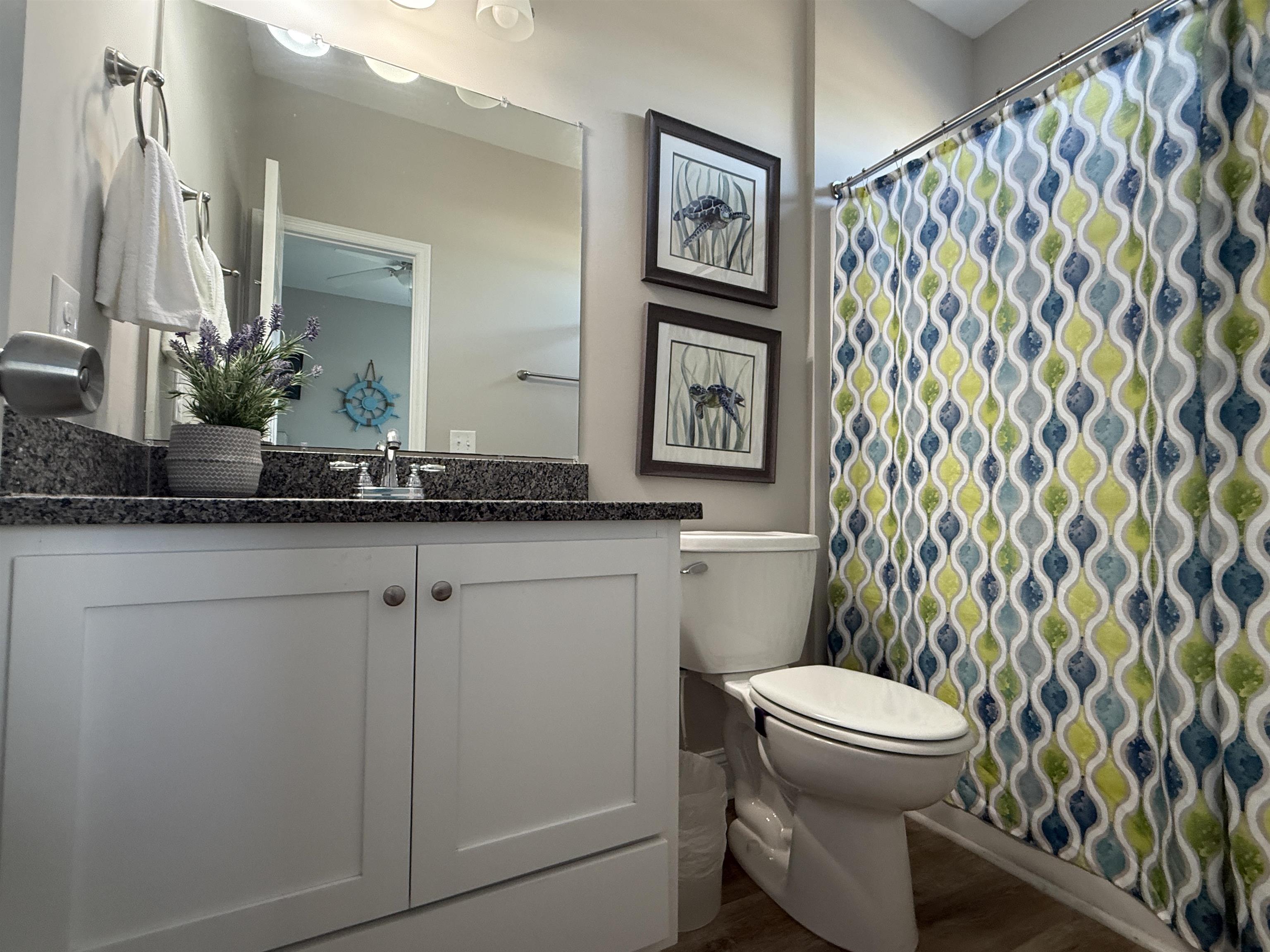 270 19th Avenue South, Unit B Myrtle Beach, SC 29577 - Photo 15 of 21 Bathroom for queen bedroom